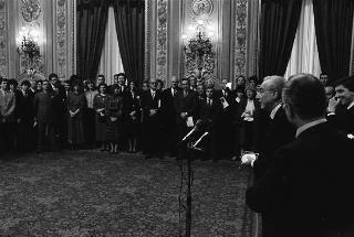Udienza con il Presidente della Repubblica Francesco Cossiga dell'on. Lelio Lagorio, Ministro del turismo e dello spettacolo, con i direttori e i più giovani diplomati di Conservatori italiani, in occasione della conclusione dell'Anno europeo della musica
