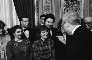 Udienza con il Presidente della Repubblica Francesco Cossiga dell'on. Lelio Lagorio, Ministro del turismo e dello spettacolo, con i direttori e i più giovani diplomati di Conservatori italiani, in occasione della conclusione dell'Anno europeo della musica