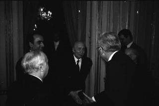 Il Presidente della Repubblica Francesco Cossiga riceve l'editore Edilio Rusconi con Padre Carlo Cremona per fare omaggio di una sua biografia su Sant'Agostino