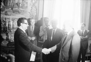 Incontro del Presidente della Repubblica Francesco Cossiga con una delegazione dell'Associazione internazionale giuristi Italia-USA