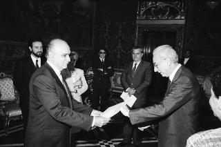 Octavio Rivero Serrano, nuovo ambasciatore degli Stati Uniti Messicani; Alassounouma Boumbera, nuovo ambasciatore della Repubblica del Togo; Mons. Luigi Poggi, nuovo Nunzio Apostolico: presentazione lettere credenziali