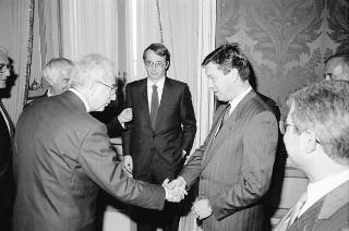 Incontro del Presidente della Repubblica Francesco Cossiga con una delegazione rappresentanza del Business Italy Group