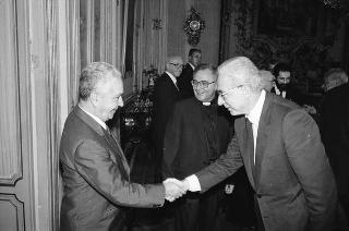 Incontro del Presidente della Repubblica Francesco Cossiga con  i partecipanti al Congresso internazionale per il XVI centenario della conversione di S. Agostino