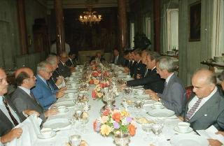 Colazione offerta dal Presidente della Repubblica Francesco Cossiga per il congedo del Consigliere giuridico Giuseppe Carbone