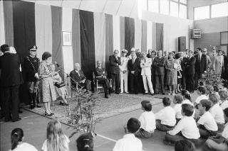 Intervento del Presidente della Repubblica Francesco Cossiga in forma privata alla Scuola media "Ettore Majorana" per l'apertura dell'anno scolastico