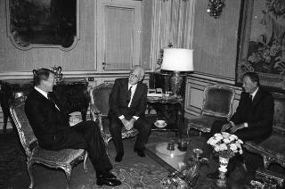 Il Presidente della Repubblica Francesco Cossiga incontra Pehr G. Gyllenhammar, presidente della Volvo