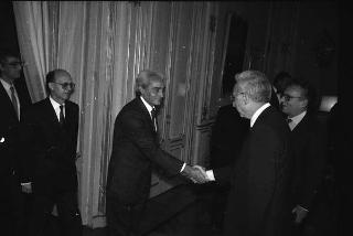 Il Presidente della Repubblica Francesco Cossiga riceve Ernesto Ugolini, presidente della Servizi Interbancari s.p.a. con i componenti del Consiglio d'Amministrazione