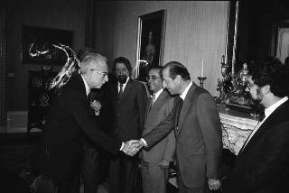 Incontro del Presidente della Repubblica Francesco Cossiga con Maurizio Cumo, presidente dell'Associazione nazionale di ingegneria nucleare e con il comitato di presidenza