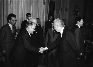Incontro del Presidente della Repubblica Francesco Cossiga con la Giuria e i vincitori del Premio letterario Tevere