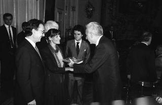 Incontro del Presidente della Repubblica Francesco Cossiga con la Giuria e i vincitori del Premio letterario Tevere