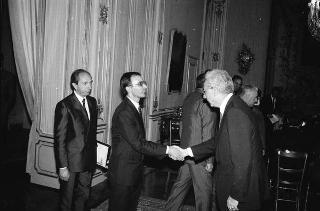Il Presidente della Repubblica Francesco Cossiga riceve in udienza Edoardo Martinengo, presidente dell'Unione nazionale comunità enti montani, con la nuova Giunta esecutiva