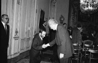 Il Presidente della Repubblica Francesco Cossiga riceve in udienza Edoardo Martinengo, presidente dell'Unione nazionale comunità enti montani, con la nuova Giunta esecutiva