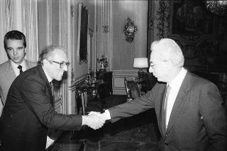 Il Presidente della Repubblica Francesco Cossiga riceve in udienza Edoardo Martinengo, presidente dell'Unione nazionale comunità enti montani, con la nuova Giunta esecutiva