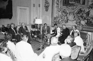 Incontro del Presidente della Repubblica Francesco Cossiga con una delegazione di lavoratori calzaturieri di Vigevano aderenti al Consorzio dei SS. Crispino e Crispiniano