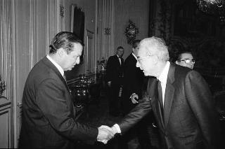 Camillo Ferrari, presidente dell'Associazione fra le Casse di Risparmio italiane, con i componenti la Giunta
