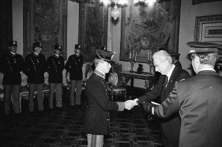 Incontro con una delegazione di allievi dell'Accademia militare di Modena, in servizio di Guardia d'Onore al Palazzo del Quirinale