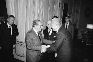 Manlio Germozzi, presidente onorario della Confartigianato, con una delegazione del sodalizio