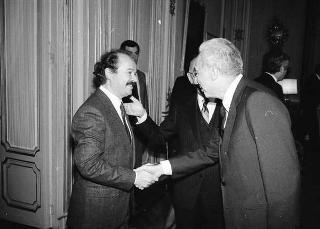 Manlio Germozzi, presidente onorario della Confartigianato, con una delegazione del sodalizio