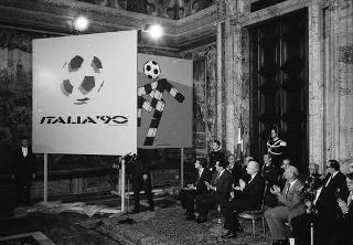 Incontro con il Comitato organizzatore di "Italia '90" e presentazione dei Campionati del mondo di calcio del 1990