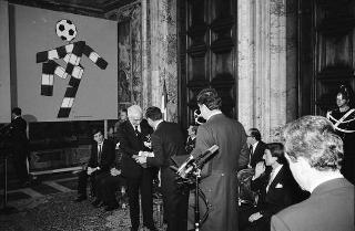Incontro con il Comitato organizzatore di "Italia '90" e presentazione dei Campionati del mondo di calcio del 1990