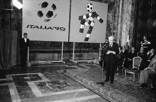 Incontro con il Comitato organizzatore di "Italia '90" e presentazione dei Campionati del mondo di calcio del 1990