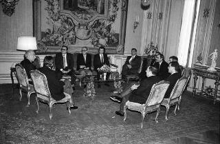 Il Presidente della Repubblica Francesco Cossiga incontra Ernesto Landi, presidente dell'Ordine nazionale dei biologi, con i componenti del Consiglio dell'Ordine