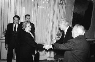 Il Presidente della Repubblica Francesco Cossiga incontra Peter Rodino, presidente della Commissione giustizia della Camera dei Rappresentanti degli USA