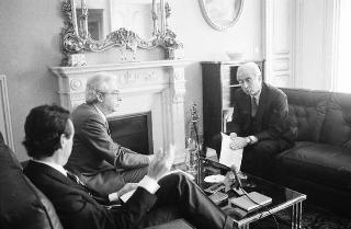 Incontro del Presidente della Repubblica Francesco Cossiga con Antonio Ardizzone e Giovanni Pepi, direttore e vice direttore responsabile de "Il Giornale di Sicilia"