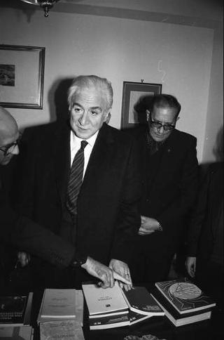 Visita ufficiale del Presidente della Repubblica Francesco Cossiga alla città di Palermo, in occasione del 50° anniversario della morte di Luigi Pirandello