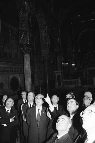 Visita ufficiale del Presidente della Repubblica Francesco Cossiga alla città di Palermo, in occasione del 50° anniversario della morte di Luigi Pirandello