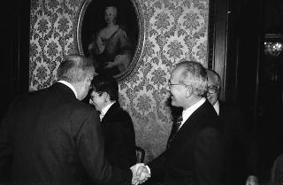 Visita ufficiale del Presidente della Repubblica Francesco Cossiga alla città di Palermo, in occasione del 50° anniversario della morte di Luigi Pirandello