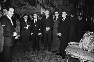 Il Presidente della Repubblica Francesco Cossiga durante il pranzo per esponenti politici della Regione Sardegna