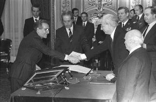 Il Presidente della Repubblica Francesco Cossiga presiede la cerimonia di giuramento dei componenti del VI Governo Fanfani