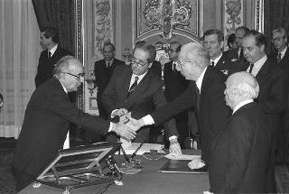 Il Presidente della Repubblica Francesco Cossiga presiede la cerimonia di giuramento dei componenti del VI Governo Fanfani