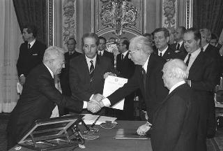 Il Presidente della Repubblica Francesco Cossiga presiede la cerimonia di giuramento dei componenti del VI Governo Fanfani
