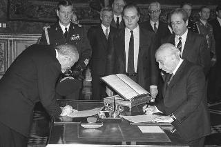Il Presidente della Repubblica Francesco Cossiga presiede la cerimonia di giuramento dei componenti del VI Governo Fanfani
