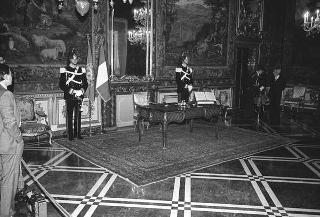 Il Presidente della Repubblica Francesco Cossiga presiede la cerimonia di giuramento dei componenti del VI Governo Fanfani