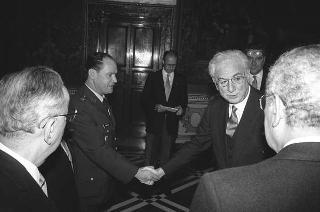 Il Presidente della Repubblica Francesco Cossiga riceve: Sua Eccellenza Federico Estatda Velez, nuovo Ambasciatore della Repubblica di Colombia, Sua Eccellenza Balthazar Nahimana, nuovo Ambasciatore della Repubblica del Burundi, Sua Eccellenza Feesago Siaosi Fepulea 'I, nuovo Ambasciatore di Samoa Occidentale, Sua Eccellenza  Horour Helgason, nuovo Ambasciatore della Repubblica d'Islanda per la presentazione delle Lettere Credenziali.