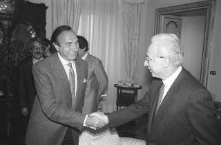 Incontro del Presidente della Repubblica Francesco Cossiga con gli autori e gli editori del libro "Elementare, Signor Presidente": per la presentazione dell'opera