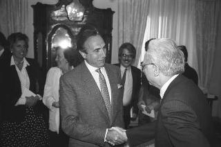 Incontro del Presidente della Repubblica Francesco Cossiga con gli autori e gli editori del libro "Elementare, Signor Presidente": per la presentazione dell'opera