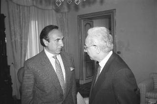 Incontro del Presidente della Repubblica Francesco Cossiga con gli autori e gli editori del libro "Elementare, Signor Presidente": per la presentazione dell'opera