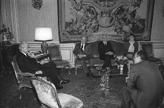 Il Presidente della Repubblica Francesco Cossiga riceve in udienza Aldo Tornese, presidente dell'Associazione educatrice italiana, con Luigi Morelli e Anna Lucchiari, vice presidente e segretario generale del sodalizio