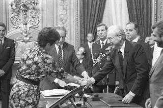 Il Presidente della Repubblica Francesco Cossiga presiede alla cerimonia di Giuramento del I Governo Goria