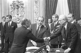 Il Presidente della Repubblica Francesco Cossiga presiede alla cerimonia di Giuramento del I Governo Goria