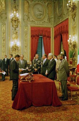Il Presidente della Repubblica Francesco Cossiga presiede alla cerimonia di Giuramento del I Governo Goria