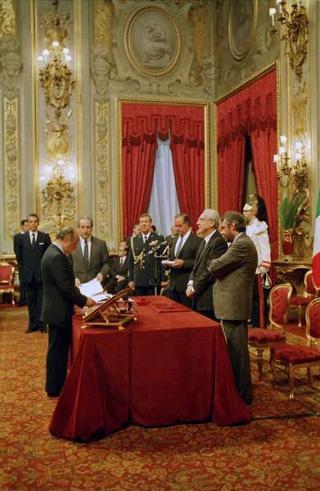 Il Presidente della Repubblica Francesco Cossiga presiede alla cerimonia di Giuramento del I Governo Goria