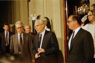Il Presidente della Repubblica Francesco Cossiga presiede alla cerimonia di Giuramento del I Governo Goria