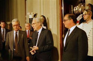 Il Presidente della Repubblica Francesco Cossiga presiede alla cerimonia di Giuramento del I Governo Goria