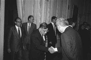 Il Presidente della Repubblica Francesco Cossiga incontra il prof. Franco Modigliani, Premio Nobel per l'economia, per la presentazione del volume "Reddito, interesse, inflazione".