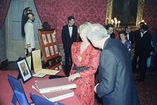 Visita ufficiale del Presidente della Repubblica d'Islanda, S.E. la Signora Vigdís Finnbogadóttir (5-7 ottobre 1987)